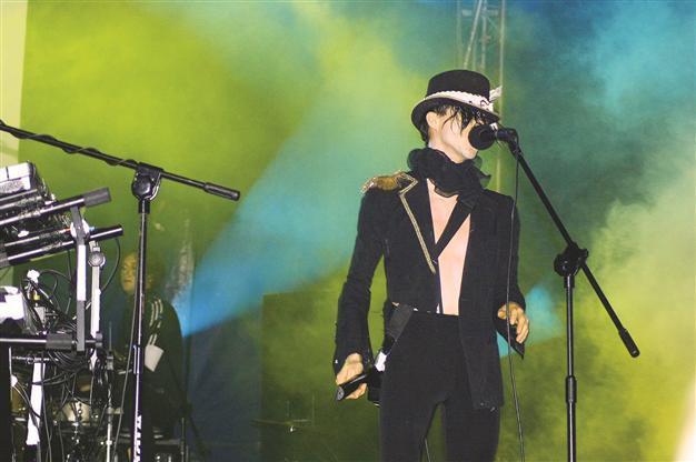 IAMX returns to Babylon Club