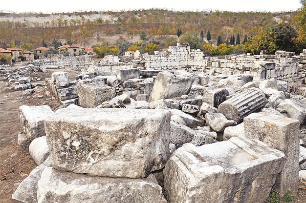 Gymnasium in ancient city to be revealed with digitals