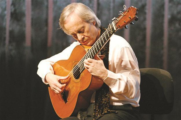 Pena to tell flamenco stories
