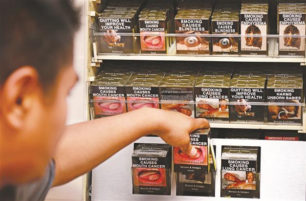 Teens buy less tobacco when hidden