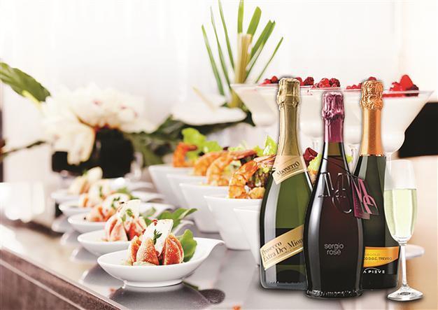 Mövenpick brunch with Prosecco