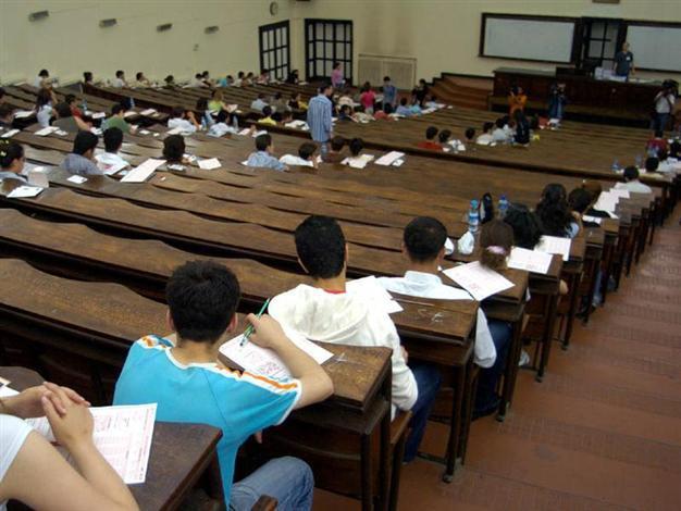 Probe launched into law professor over lesbian relationship exam question