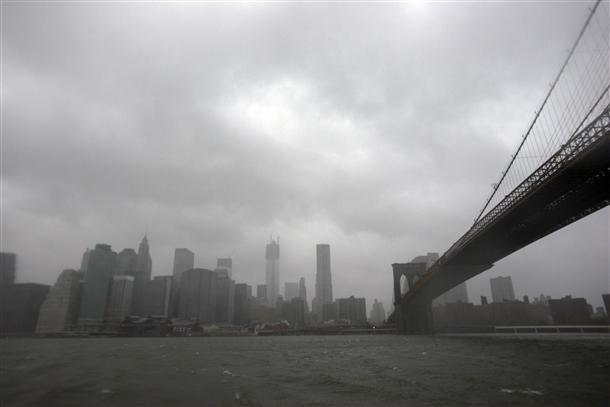 At least 10 storm dead in New York: Bloomberg