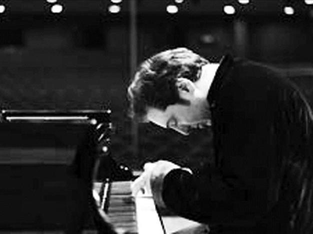 Fazıl Say on stage in Mersin