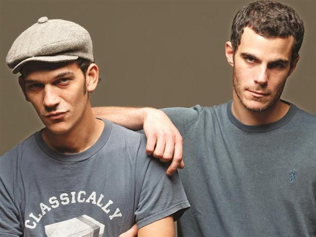 Imam Baildi shakes Babylon