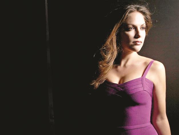 Hillary Kole performs at Jazz Center Istanbul