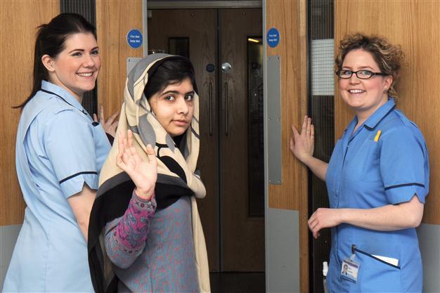 Pakistani girl Malala discharged from British hospital