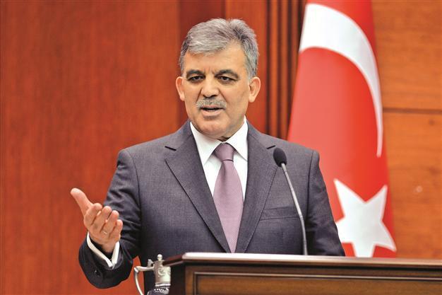 Turkish President Gül renews objections to lifting immunities