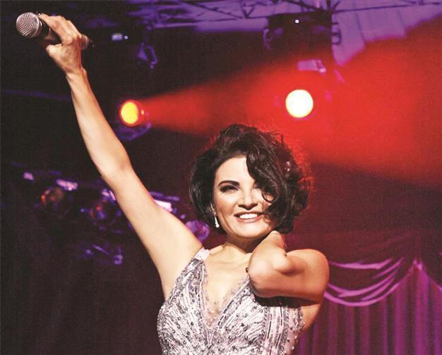 Göksel performs at Ghetto