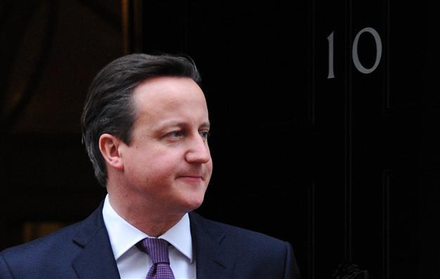 British PM promises referendum on staying in EU by 2017