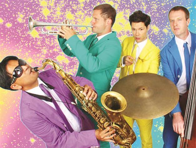 Jehan Barbur on Bursa stage