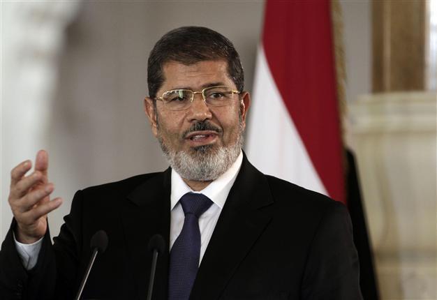 Egypts Morsi calls for talks with opposition over polls