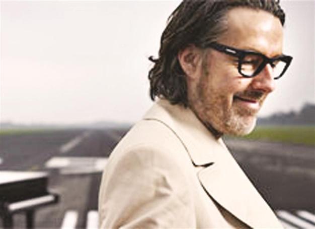 Borstlap at Babylon stage