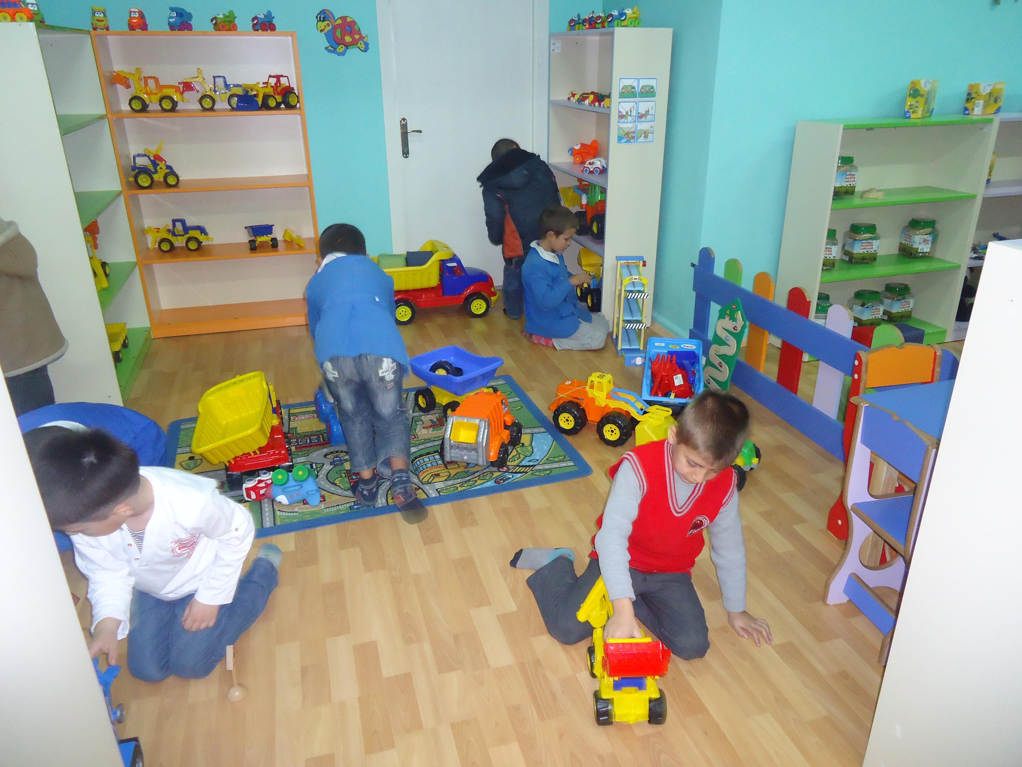 Turkeys Changemakers: Disadvantaged kids are at playhouse