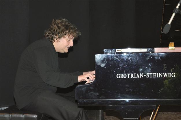 Grand Bazaar project goes to NY terminal