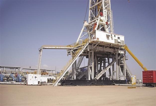 Brazil’s oil firm Petrobas to invest $237 bln for projects