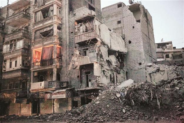 Rebels take control of life in Syria’s Aleppo