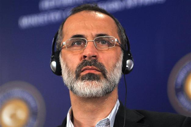 Syrian opposition head al-Khatib ‘refiles’ resignation