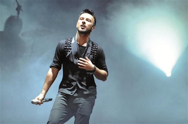 Pain, not joy on Women’s Day, says Turkish pop icon