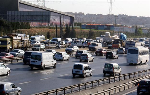 Chip car tracking project sparks debate