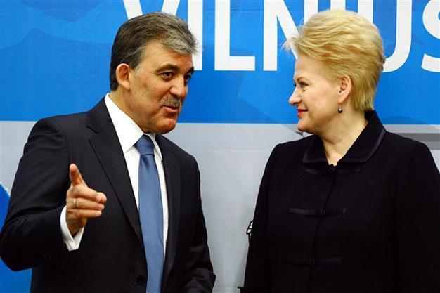 Turkish President Gül slams EU visa policy for Turkey