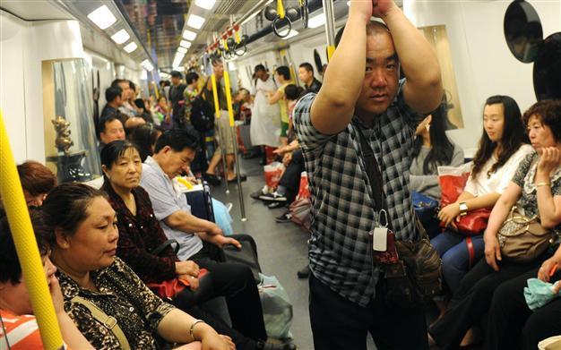 62 injured in Hong Kong light railway accident: police