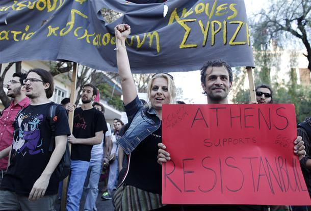 Greek leftists march in support of Turkish protesters