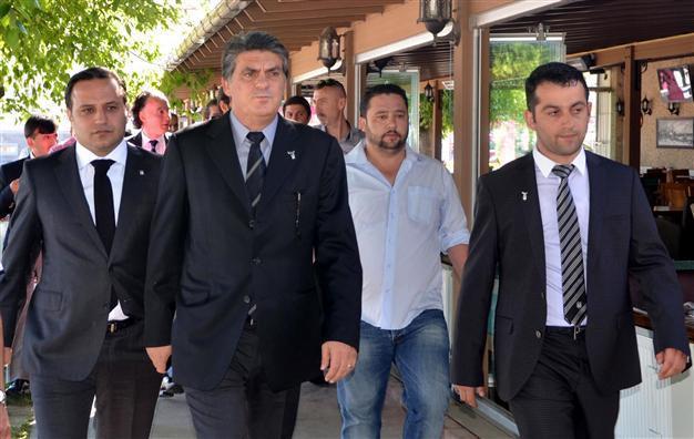 Fenerbahçe, Beşiktaş hit out at UEFA probe