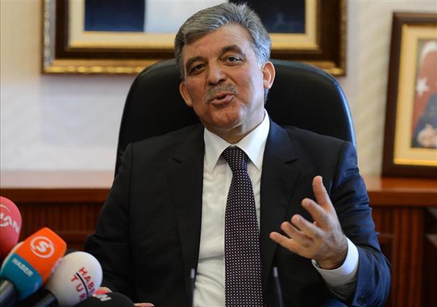 Turkey will solve issues with democracy, President Gül says