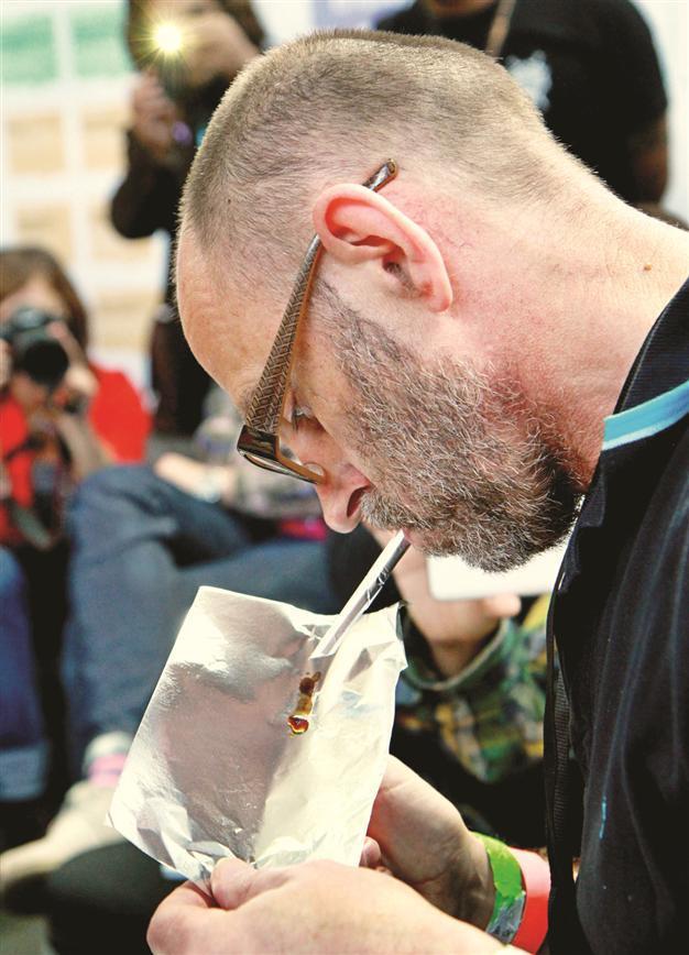 Drug laws censor scientific research