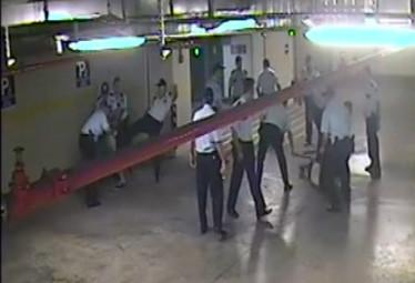 Video shows Turkish police badly beating Gezi protesters for minutes in Antalya