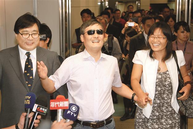 Chen issues stern warning to Beijing