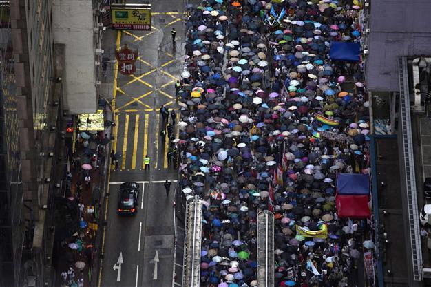 Thousands rally in Hong Kong to call for democracy