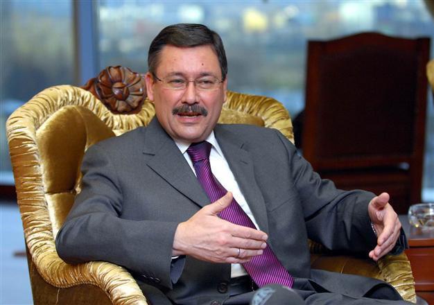 Ankara mayor asks opposition deputy on Twitter: Are you gay