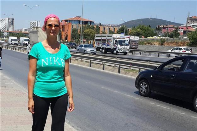 Main opposition deputy supports ‘walking woman’ against Turkey’s election threshold