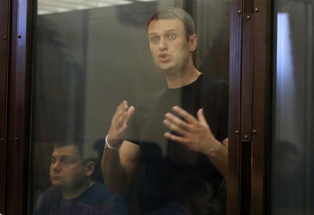 Russian court releases opposition leader Navalny pending appeal