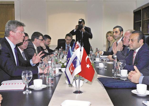 Turkey studying ‘annotated roadmap’ for visa liberalization with EU