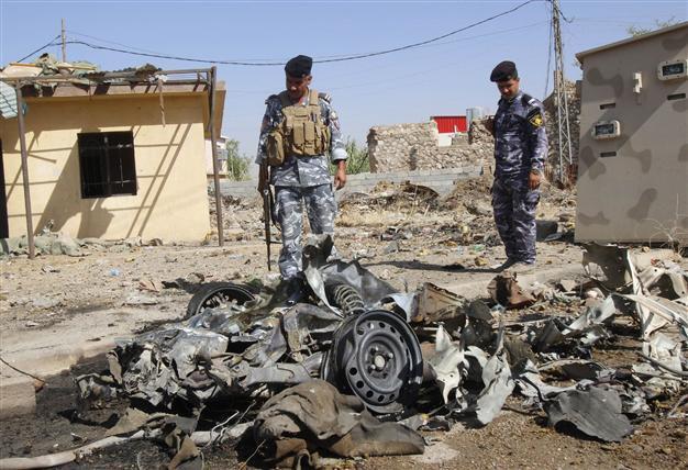 Suicide bomber kills nine police in northern Iraq