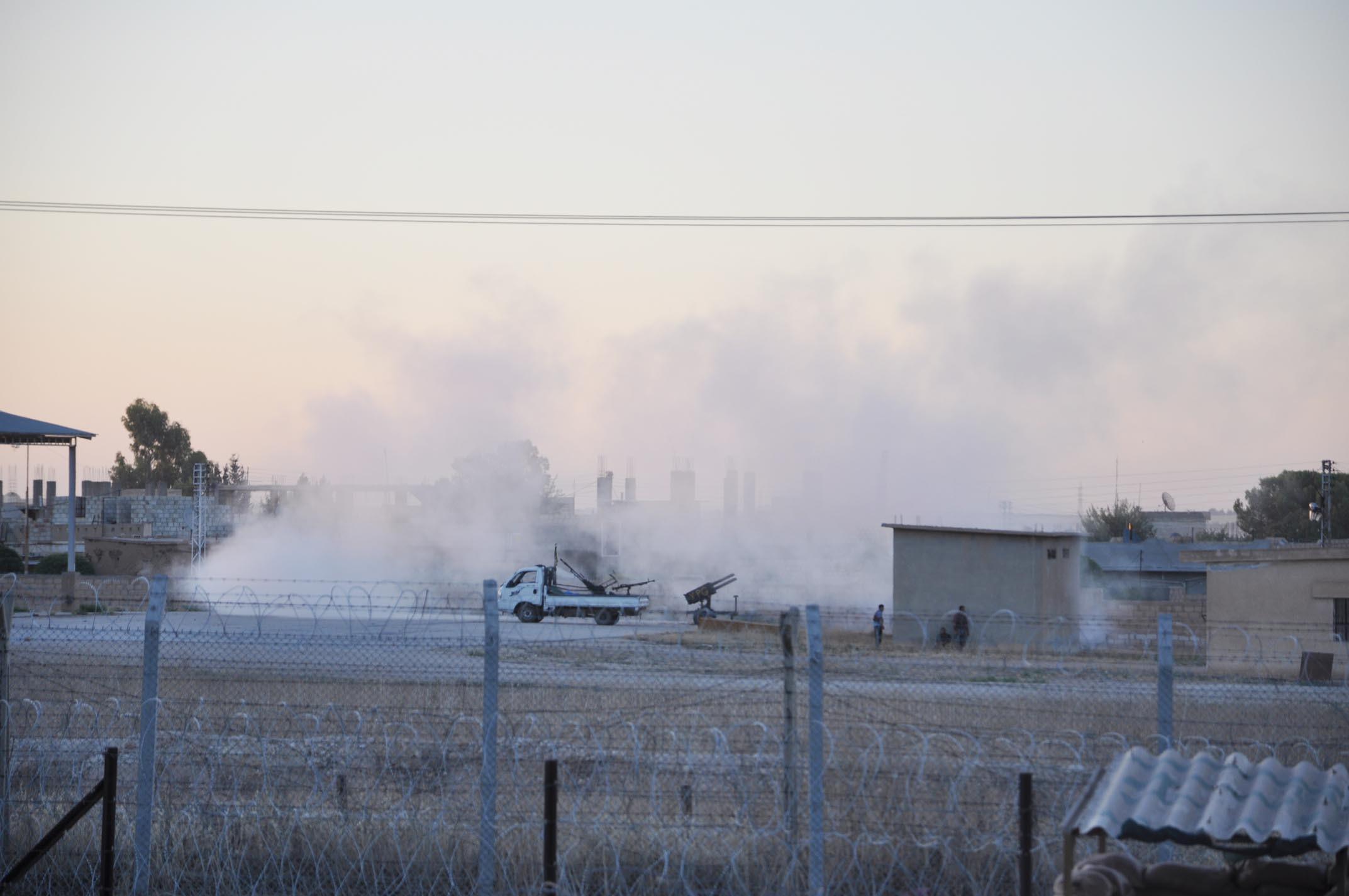 Clashes continue along Turkish-Syrian border