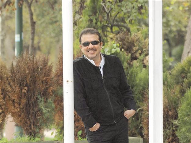 Golden Orange Fest reflected in a movie