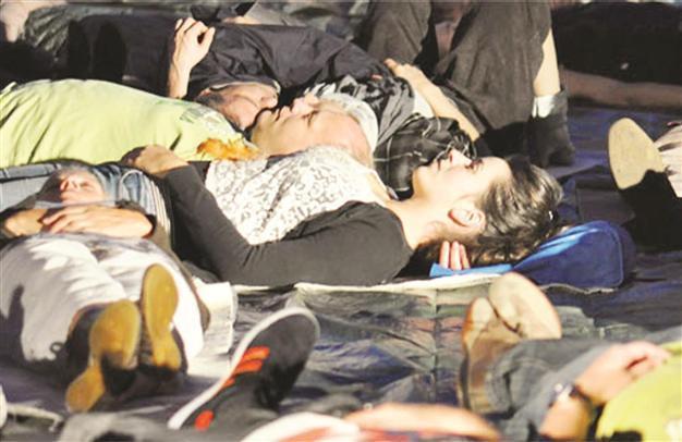 Silent Sky performance