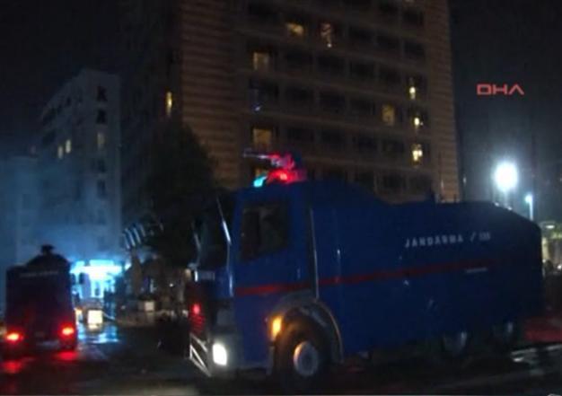 Gendarmerie’s water cannon trucks called for reinforcement in Istanbul