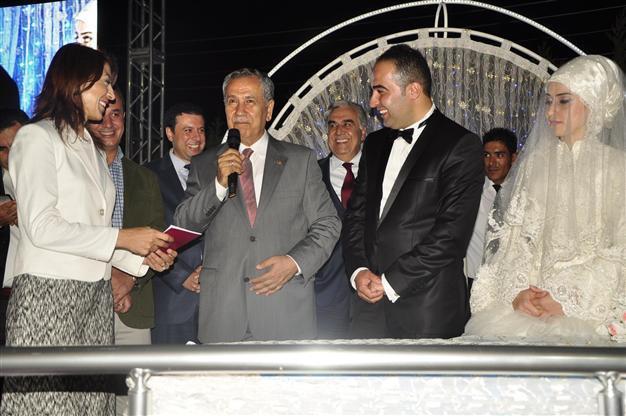 Deputy PM Arınç objects to Turkish PM’s advice to have three children