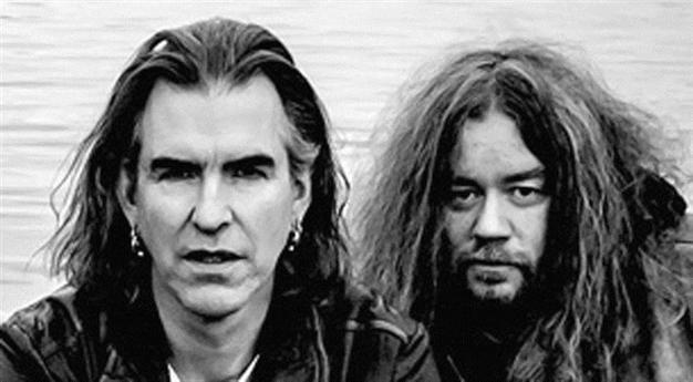 Justin Sullivan and Dean White on stage