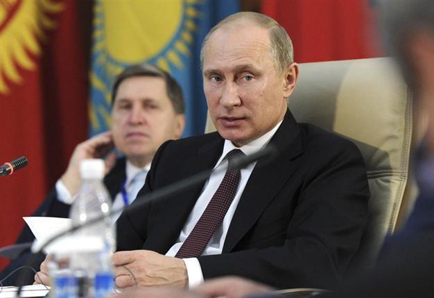 World must welcome Syria steps on chemical weapons, Putin says