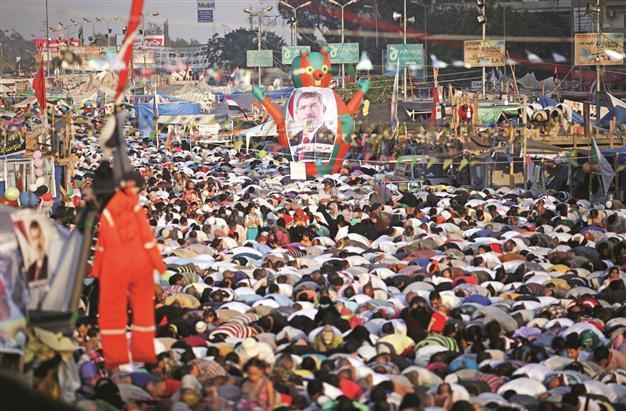 US, EU urge Egypt to reach agreement