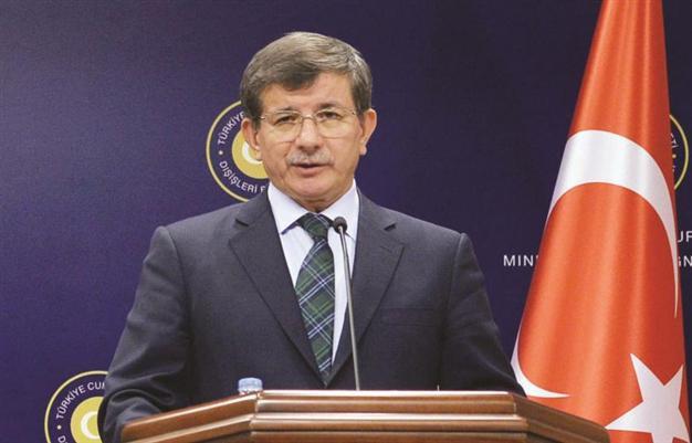 Turkish FM Davutoğlu chides Kerry over US praise for al-Assad