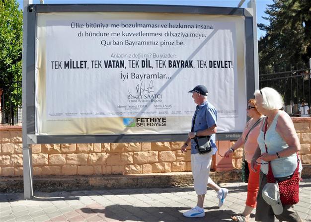 Nationalist party moves to dismiss mayor for sarcastic Kurdish billboard