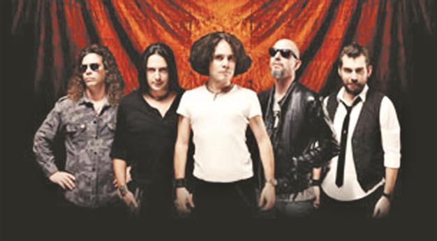 Yüksek Sadakat at Jolly Joker bar