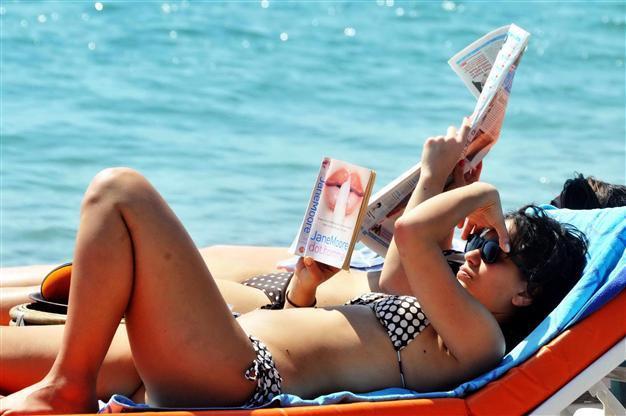 Tourist numbers up with chaos in Egypt